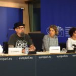 Strawberry y Cassandra denuncian en Bruselas la persecución de la libertad de expresión en España